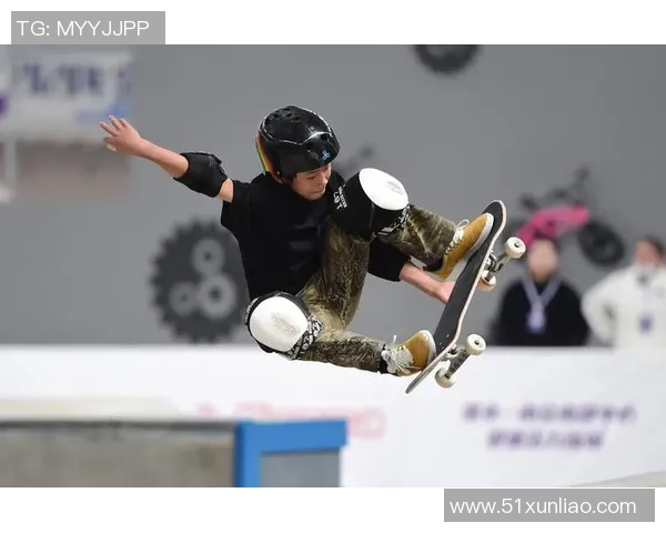 南京滑板队在滑板精英赛中的默契配合与精彩表现分析