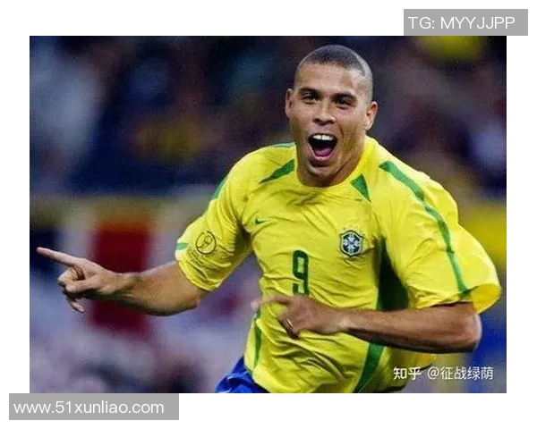 豪字足球明星的传奇之路与辉煌成就探秘